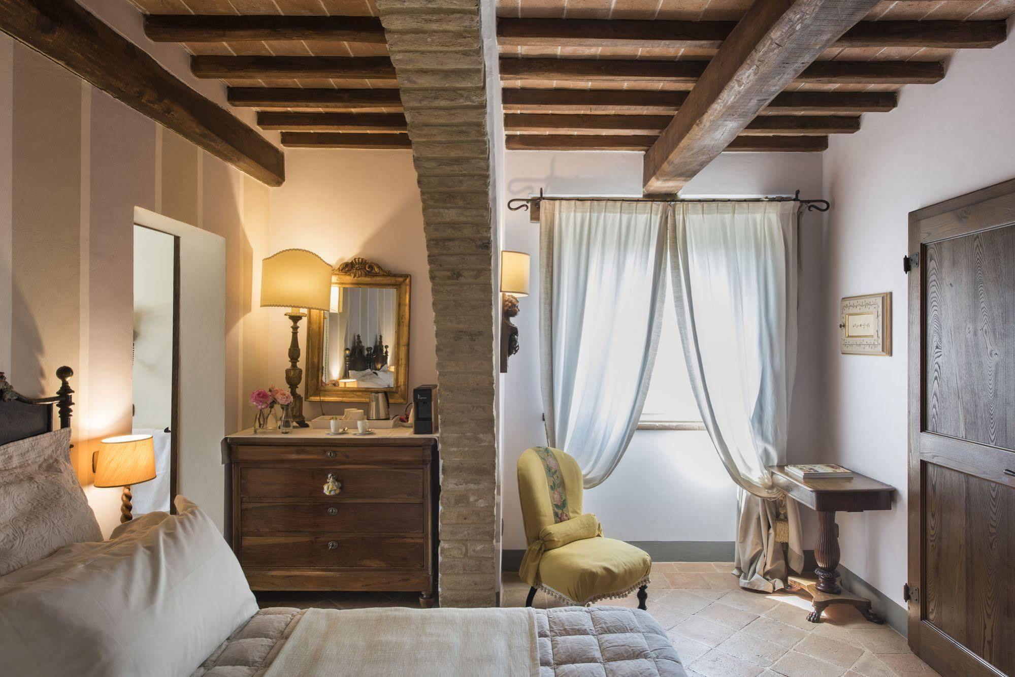 La Palazzetta Del Vescovo Konuk evi Fratta Todina Dış mekan fotoğraf